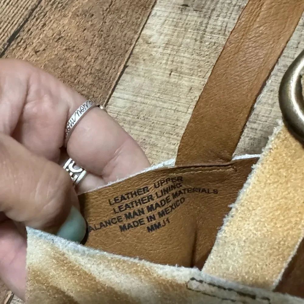 Born Carah sandals - Picture 9 of 11